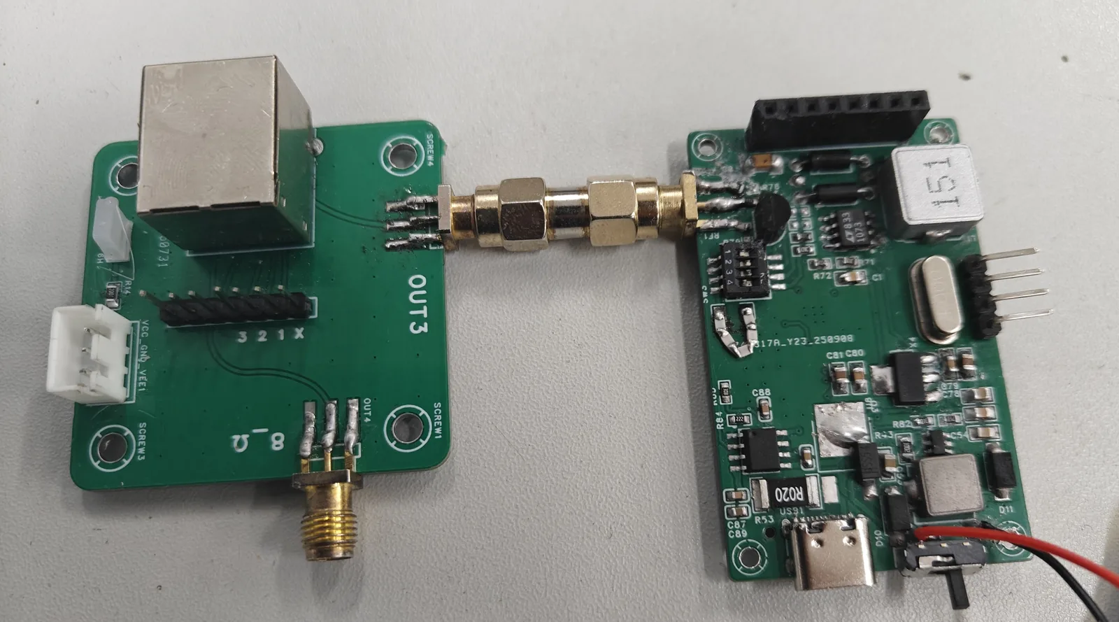 协会成员制作的 PCB